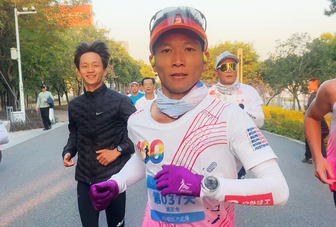 Courir 100 km par jour pendant trois mois : le défi fou de Zorro H